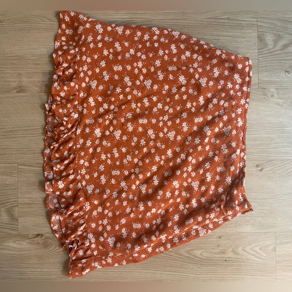 Abercrombie & Fitch, orange skirt with small white flowers